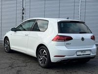 Gebraucht VW Golf VII Join 116 PS (85 kW) 2018 Pure white Limousine