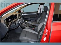 Gebraucht VW Golf VIII 116 PS (85 kW) 2023 Rot Kombi
