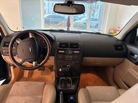 Gebraucht Ford Mondeo Ghia 145 PS (106 kW) 2005 Octane blue Kleinwagen
