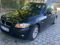 Gebraucht BMW 320 170 PS (125 kW) 2011 Schwarz Kombi