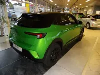 Gebraucht Opel Mokka GS Line 131 PS (96 kW) 2022 Grün (matcha grün metallic) SUV