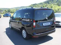 Gebraucht Ford Tourneo Titanium 122 PS (89 kW) 2025 Cyclone intense black Van / Kleinbus