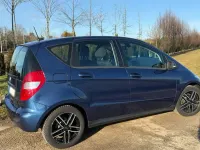 Gebraucht Mercedes A160 95 PS (69 kW) 2009 Blau Limousine
