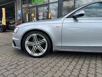 gebraucht Audi A4 Avant S line / plus quattro/Pano/NAVI/Sport