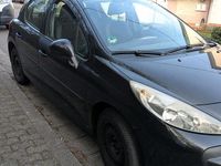 Gebraucht Peugeot 207 95 PS (69 kW) 2009 Schwarz Kleinwagen