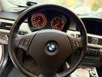 Gebraucht BMW 320 184 PS (135 kW) 2010 Weiß Kombi