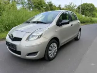 Gebraucht Toyota Yaris Cool 69 PS (50 kW) 2010 Silky gold mica metallic Kleinwagen
