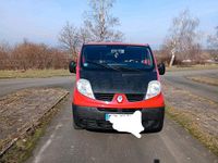 Gebraucht Renault Trafic 90 PS (66 kW) 2010 Rot Van / Kleinbus