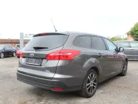 Gebraucht Ford Focus Trend 101 PS (74 kW) 2016 Grau Kombi