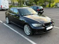 Gebraucht BMW 325 197 PS (144 kW) 2007 Schwarz Limousine