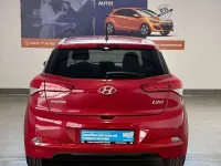 Gebraucht Hyundai i20 101 PS (74 kW) 2017 Rot Kleinwagen