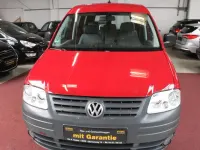 Używany VW Caddy 75 KM (55 kW) 2009 Czerwony Minivan