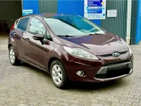 Gebraucht Ford Fiesta 95 PS (69 kW) 2011 Rot Kombi