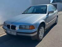 Second-hand BMW 316 1996 Gri Berlinǎ