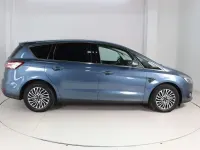Gebraucht Ford S-MAX Titanium 150 PS (110 kW) 2018 Chromablau metallic Van / Kleinbus