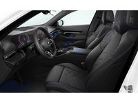 Gebraucht BMW 520 Performance 197 PS (144 kW) 2025 Alpinweiß uni Kombi