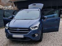 Gebraucht Ford Kuga ST-Line 179 PS (131 kW) 2018 Blau SUV