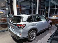 Neu Subaru Forester Platinum 150 PS (110 kW) 2025 Silber SUV