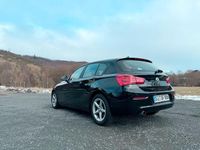 Gebraucht BMW 116 109 PS (80 kW) 2017 Schwarz Kleinwagen