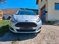 Gebraucht Ford Fiesta 101 PS (74 kW) 2015 Silber Kleinwagen