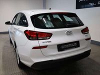 gebraucht Hyundai i30 cw Select**PDC+Winter**