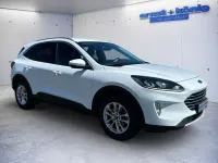 Gebraucht Ford Kuga Titanium 224 PS (164 kW) 2022 Frozen white SUV