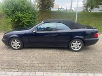 Gebraucht Mercedes CLK200 Avantgarde 163 PS (119 kW) 2000 Blau Cabrio