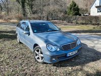 Gebraucht Mercedes 220 150 PS (110 kW) 2006 Blau Limousine