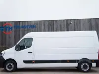 Używany Renault Master 135 KM (99 kW) 2022 Biały Minivan