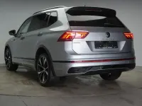 Gebraucht VW Tiguan Allspace R-line 245 PS (180 kW) 2023 Pyrite silver SUV