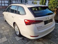 Gebraucht Skoda Octavia Ambition 150 PS (110 kW) 2022 Weiß Kombi