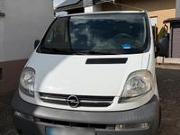Second-hand Opel Vivaro 2005 Alb Monovolum