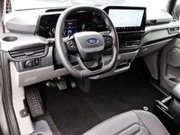 Gebraucht Ford Tourneo Titanium 170 PS (125 kW) 2025 Grau Van / Kleinbus