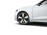 Gebraucht Audi A5 Comfort 204 PS (150 kW) 2025 Gletscherweiß metallic Kombi