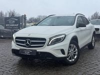 Gebraucht Mercedes GLA200 Urban 136 PS (100 kW) 2015 Weiß SUV