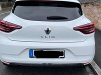 Gebraucht Renault Clio IV Intens 101 PS (74 kW) 2019 Weiß Kleinwagen