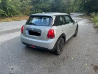 Usado Mini ONE 102 HP (75 kW) 2019 Cinzento Citadino