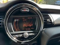 Second-hand Mini ONE 102 CP (75 kW) 2018 Negru Hatchback