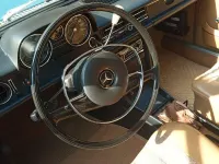Gebraucht Mercedes 200/8 95 PS (69 kW) 1975 Blau Limousine