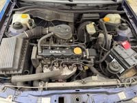 Gebraucht Opel Astra Style 75 PS (55 kW) 1997 Blau Limousine