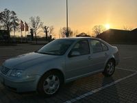 Gebraucht VW Bora 101 PS (74 kW) 1999 Silber Limousine