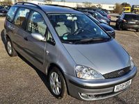Gebraucht Ford Galaxy Ghia 140 PS (102 kW) 2003 Cosmicsilber metallic Van / Kleinbus