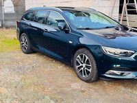 Gebraucht Opel Insignia Dynamic 165 PS (121 kW) 2017 Grün Limousine