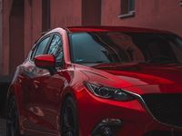 Gebraucht Mazda 3 Center-Line 120 PS (88 kW) 2014 Rot Limousine
