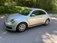 Second-hand VW Beetle Basis 105 CP (77 kW) 2012 Argintiu Hatchback