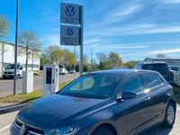 Gebraucht VW Polo Style 95 PS (69 kW) 2025 Grau Limousine