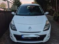 Gebraucht Renault Clio II 75 PS (55 kW) 2010 Weiß Limousine