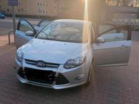 Usata Ford Focus 125 CV (91 kW) 2012 Grigio Berlina