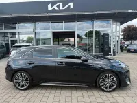 Gebraucht Kia Ceed 160 PS (117 kW) 2022 Schwarz Kleinwagen