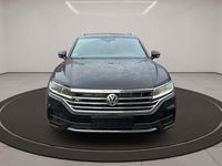 Gebraucht VW Touareg Atmosphere 286 PS (210 kW) 2019 Deep black SUV